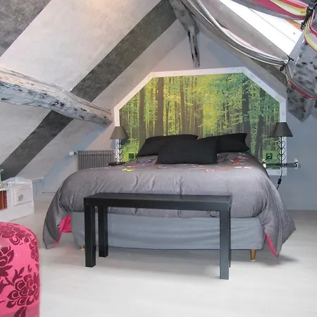 La Roseraie Du Prieure Bed & Breakfast *